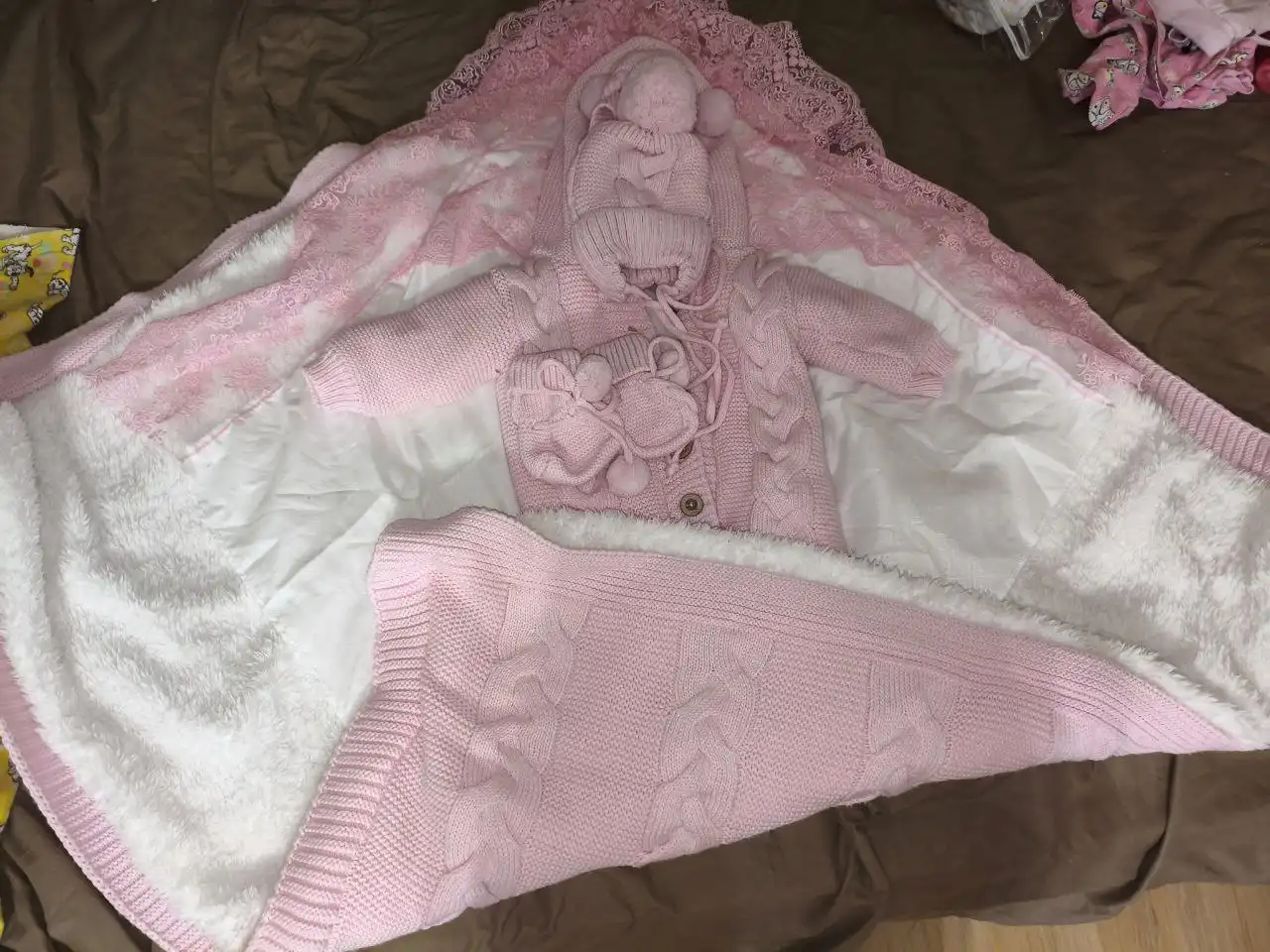 Конверт на выписку в отличном состоянии - Одежда для новорожденных (Товары для детей) в Красногорск