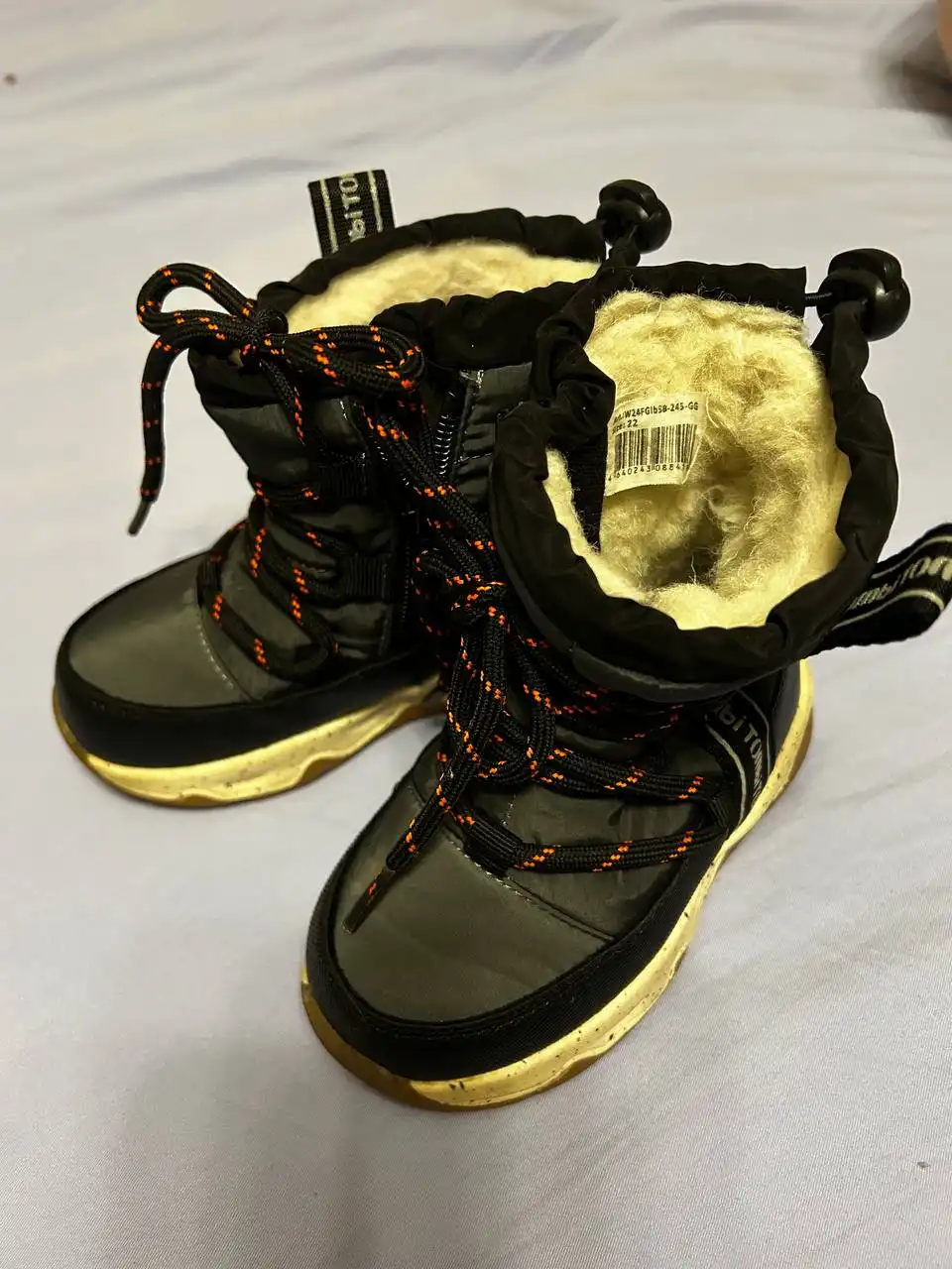 Дутики зимние 22 размер (14,5 см) - Обувь (Одежда) в Красногорск