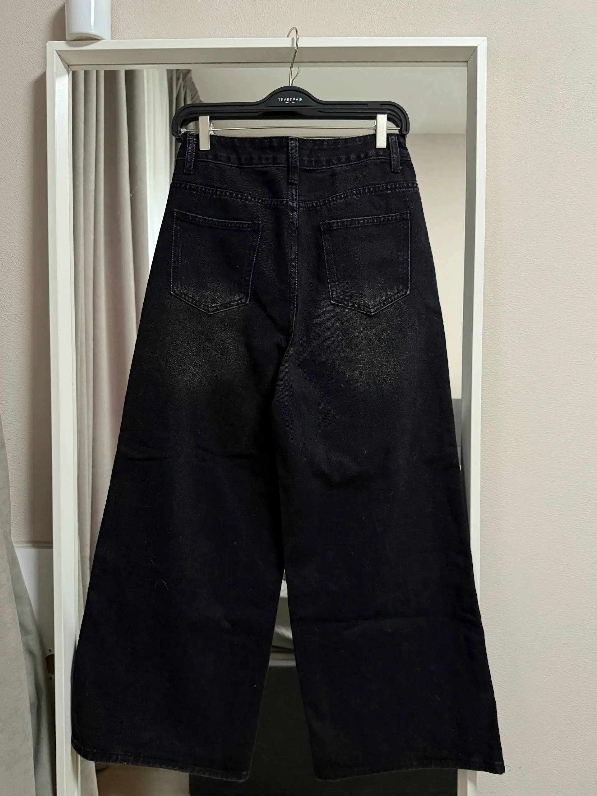 Новые джинсы размер С - Одежда в Красногорск