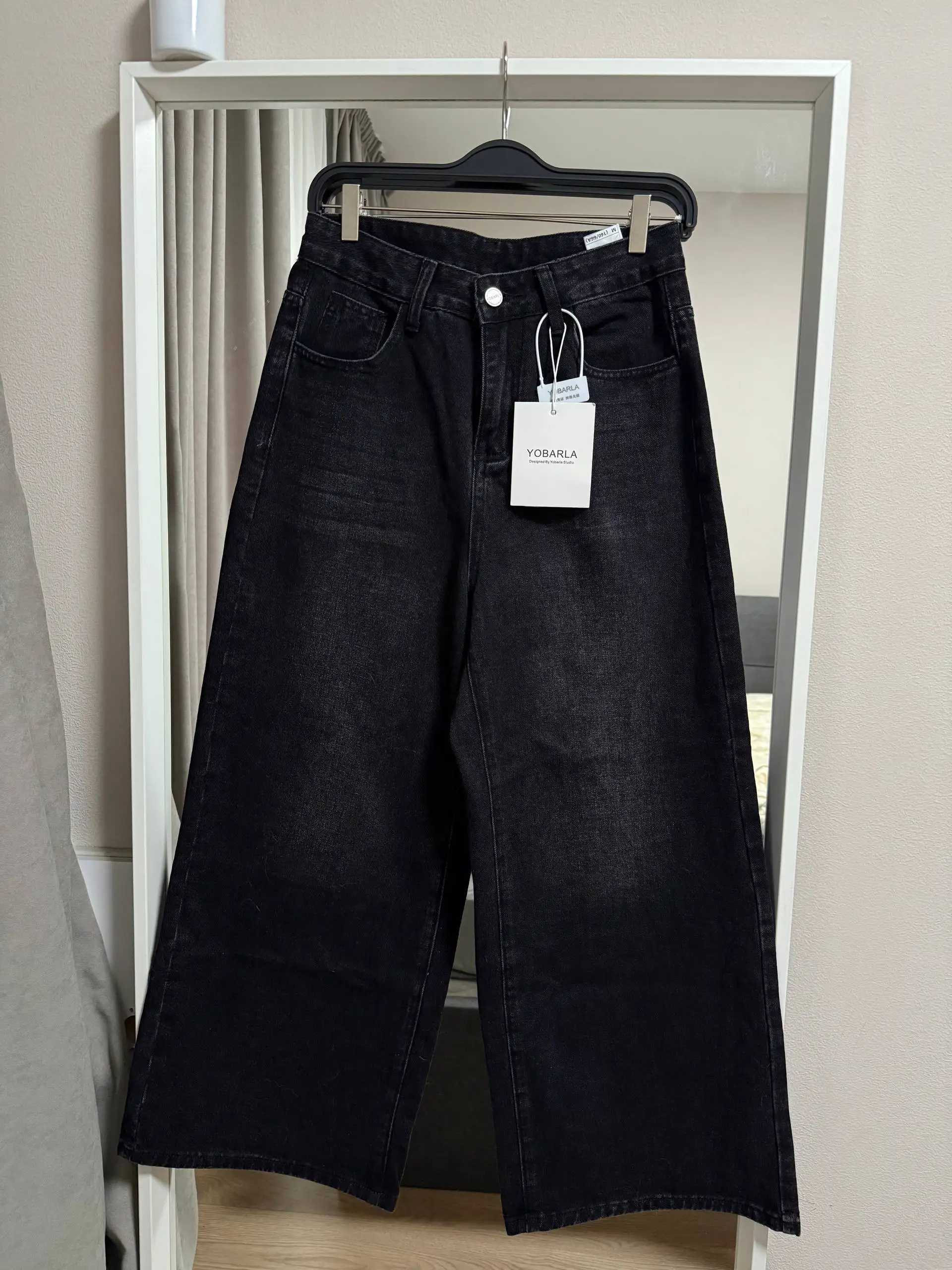 Новые джинсы размер С - Одежда в Красногорск