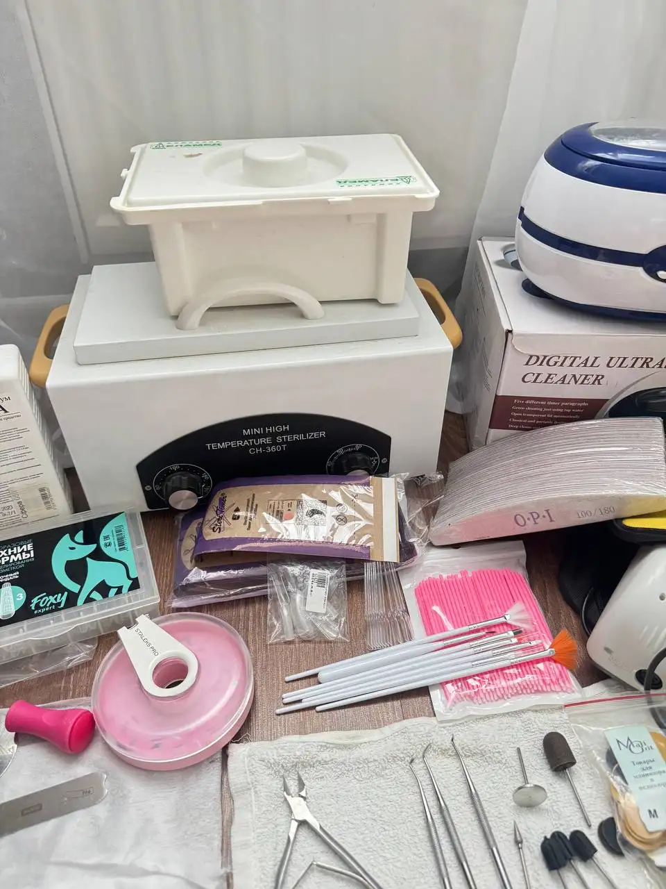 Профессиональный набор для маникюра и педикюра - Маникюр и педикюр (Красота и здоровье) в Красногорск