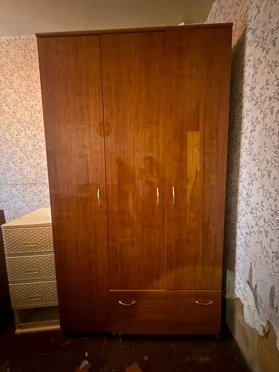 Отдам мебель бесплатно - Мебель (Для дома и дачи) в Красногорск