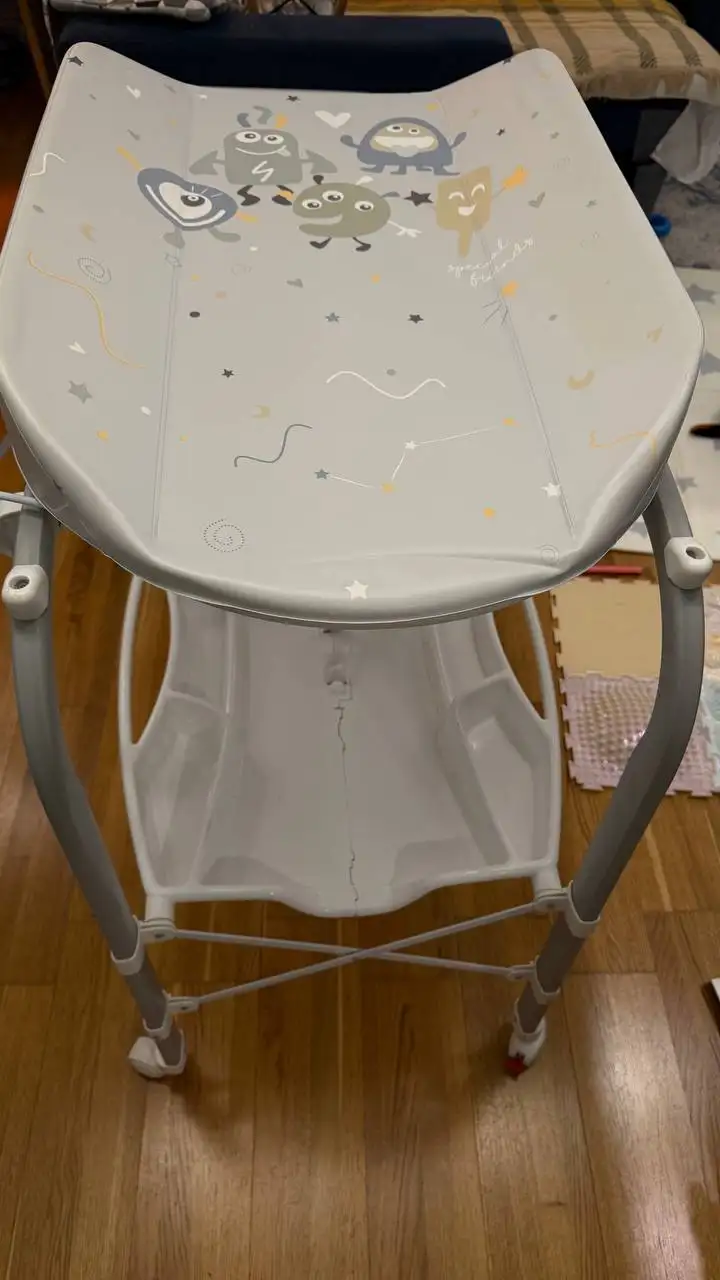 Пеленальный стол с ванночкой CAM 2 в 1 - Пеленальные столы (Товары для детей) в Красногорск