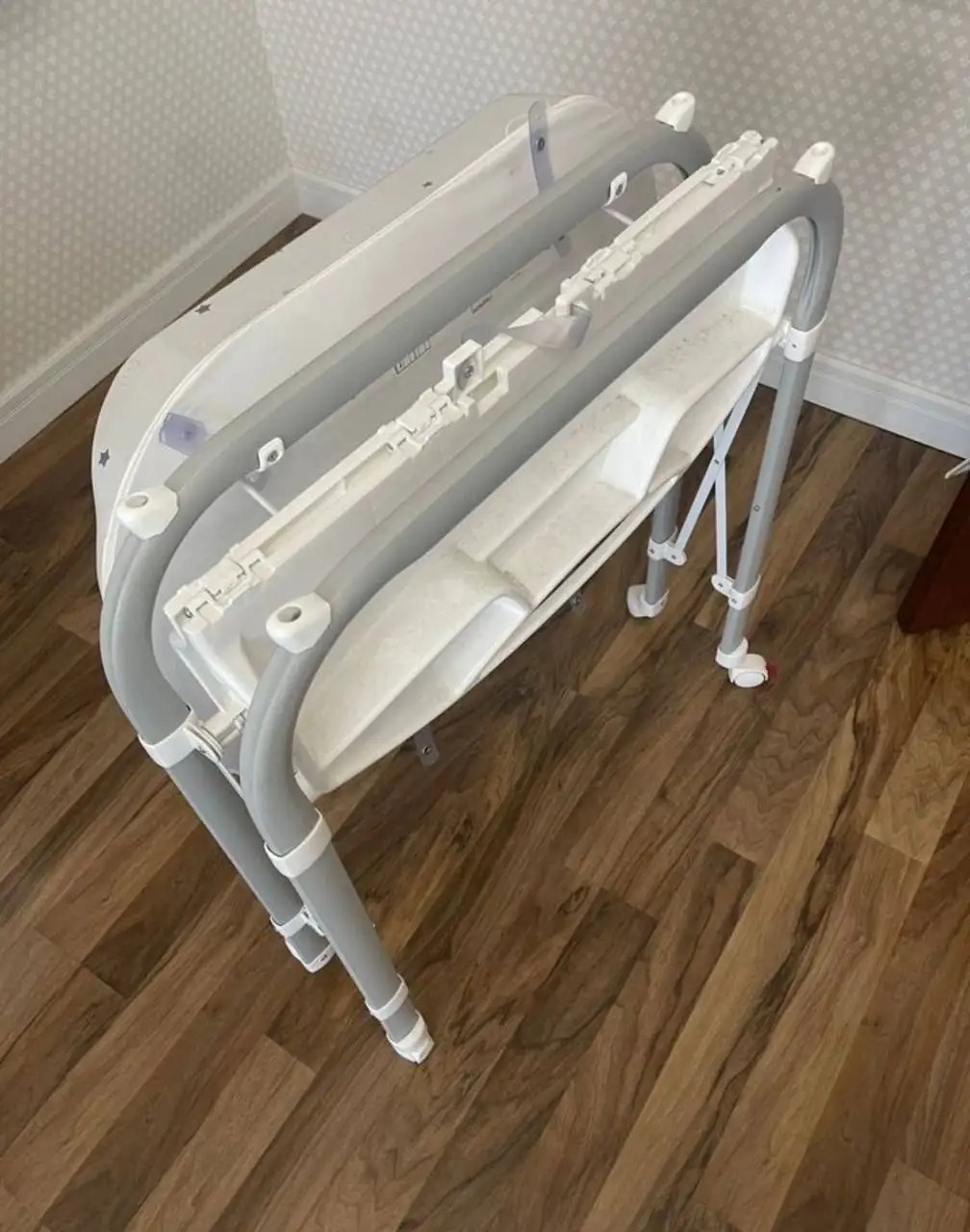 Пеленальный стол с ванночкой CAM 2 в 1 - Пеленальные столы (Товары для детей) в Красногорск