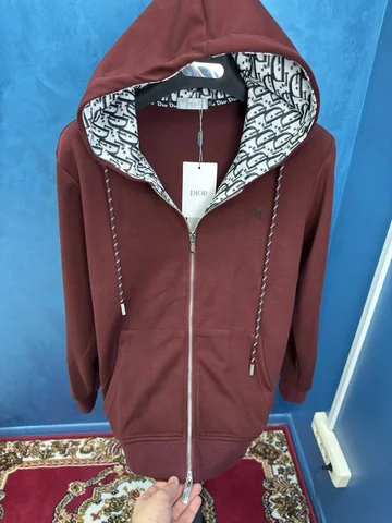 Кофта Dior - Украшения в Красногорск