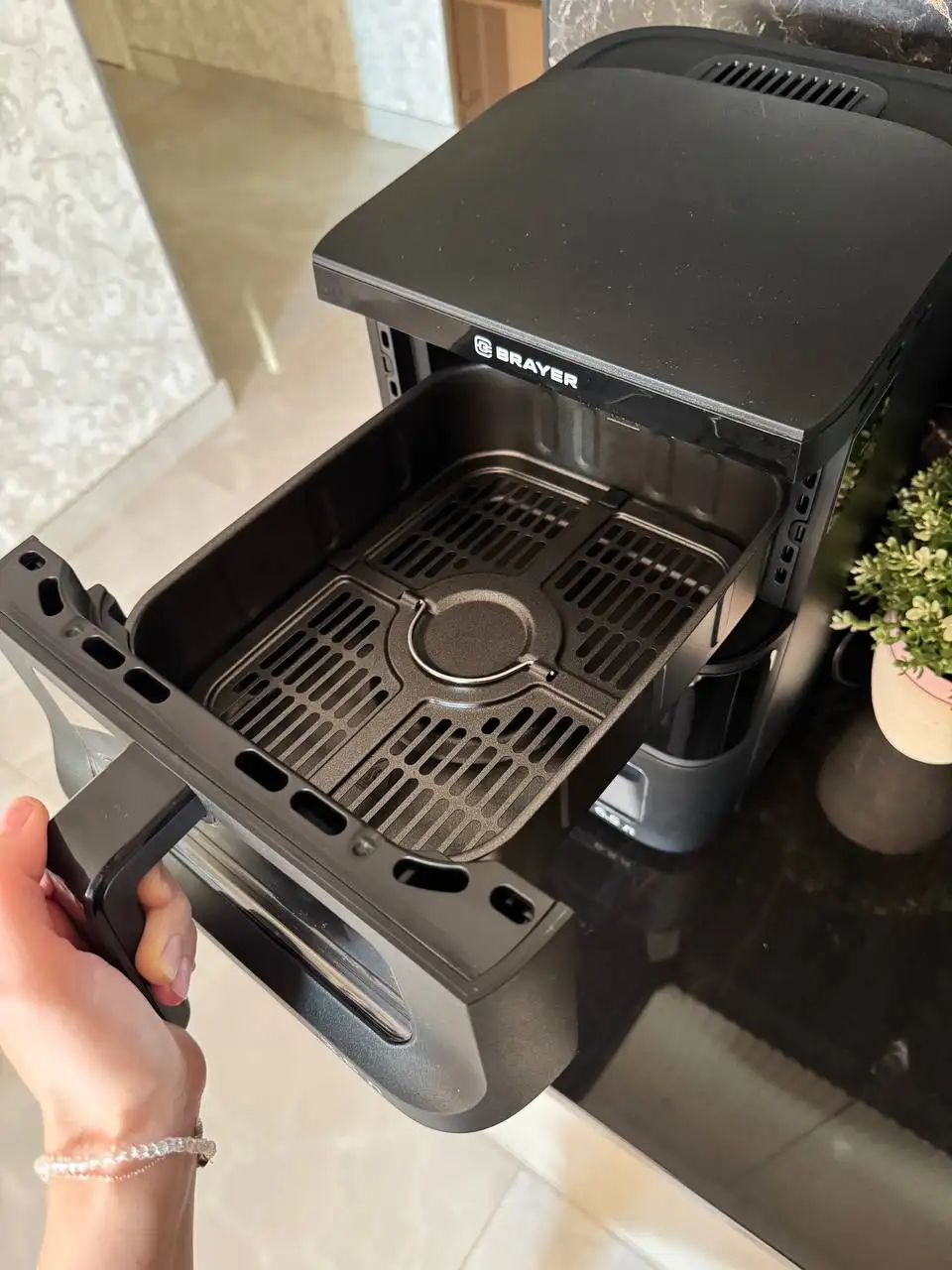 Аэрогриль BRAYER BR2048 - современная кухонная система - Кухонная техника (Для дома и дачи) в Красногорск