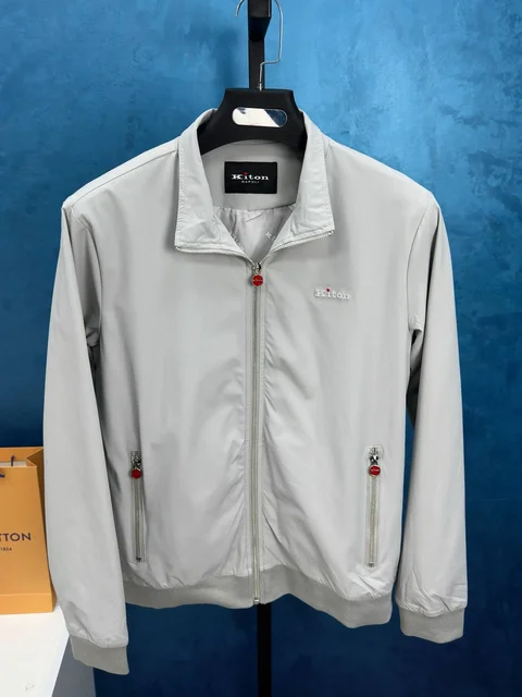 Костюм Kiton - частное объявление в Красногорск