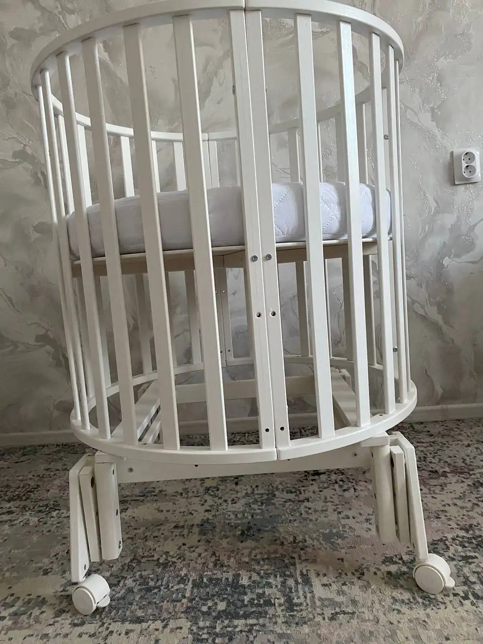 Колыбель для новорожденных с маятником и ортопедическим матрасом - Детская мебель (Товары для детей) в Красногорск