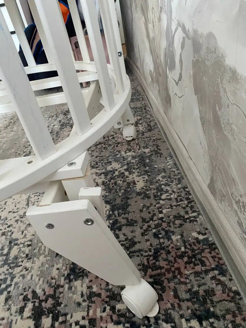 Колыбель для новорожденных с маятником и ортопедическим матрасом - Детская мебель (Товары для детей) в Красногорск