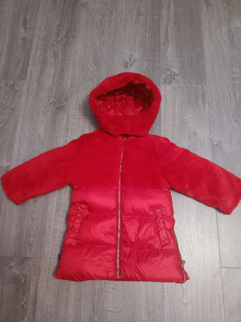 Детская зимняя куртка размер 24 месяца - Детская одежда (Одежда) в Красногорск