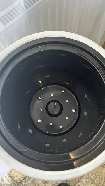 Горшки пластиковые напольные для цветов со вставкой - частное объявление в Красногорск