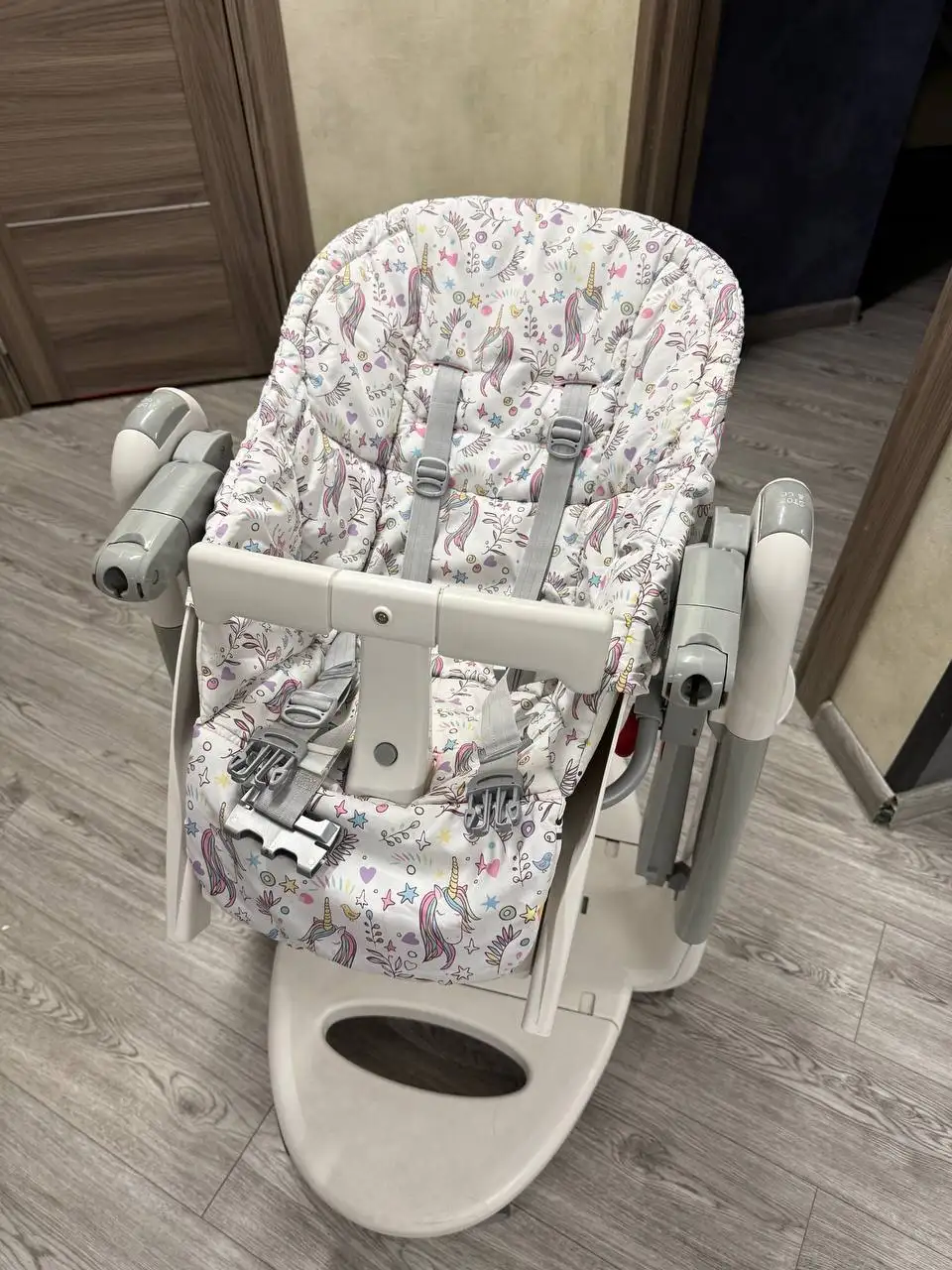 Стульчик для кормления Tatamia - Детская мебель (Товары для детей) в Красногорск