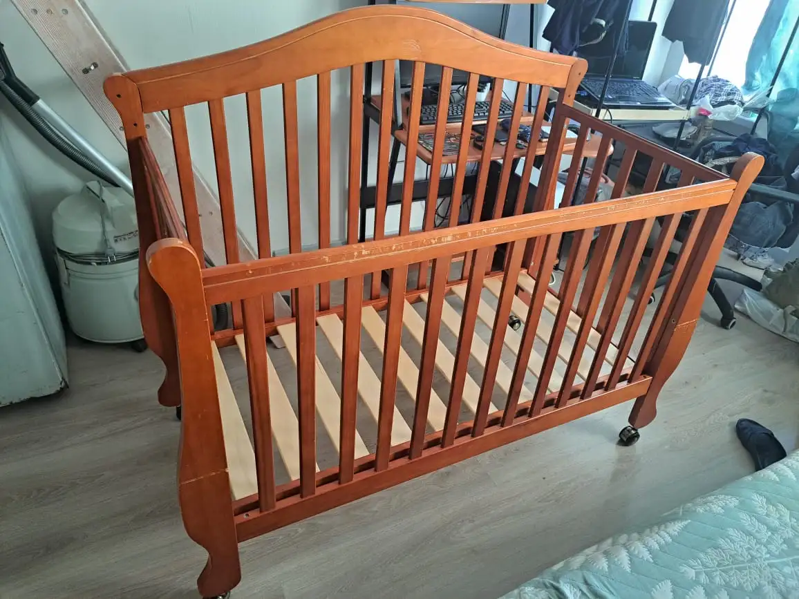 Детская кроватка с матрасом - Детская мебель (Товары для детей) в Красногорск