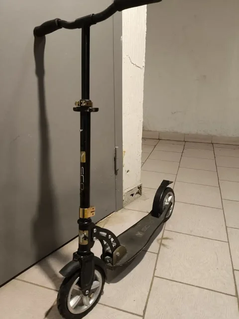 Продам самокат на надувных колесах - частное объявление в Опалиха