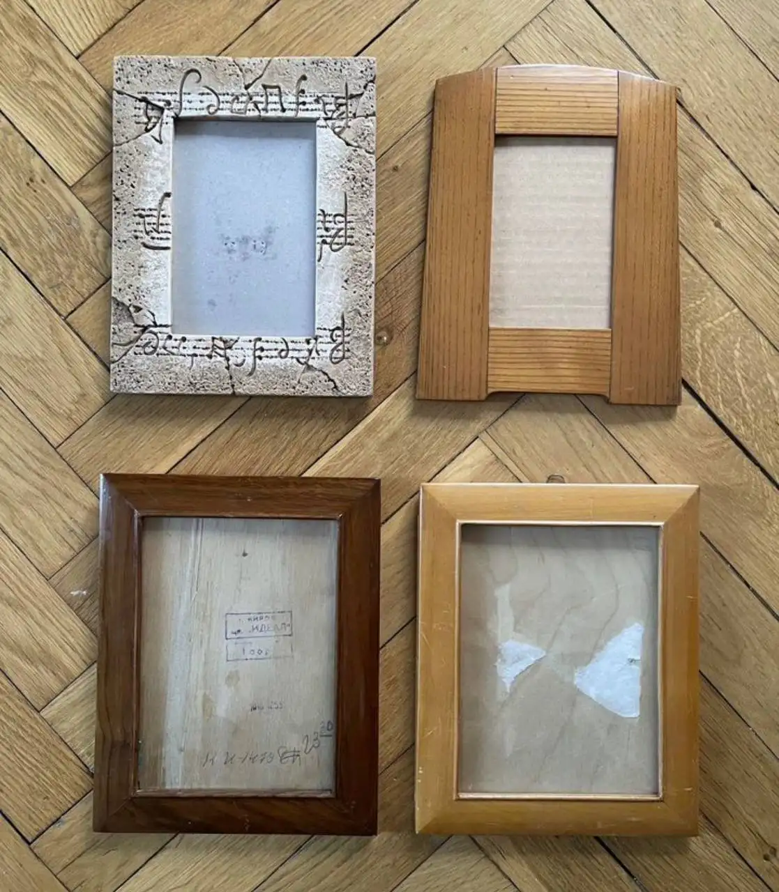 Рамки для фотографий из дерева и полимера - Рамки для фотографий (Барахолка) в Красногорск
