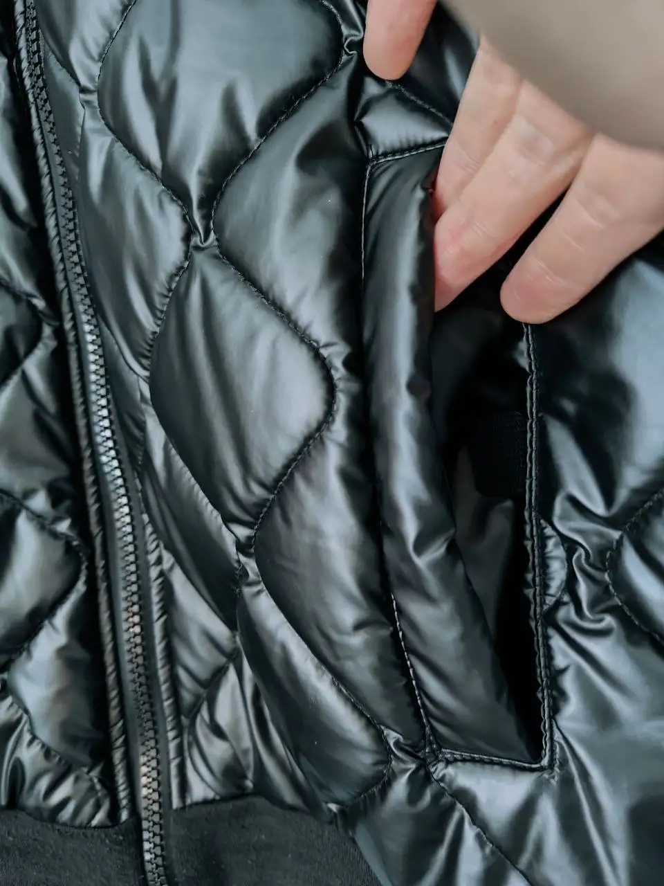 Куртка-бомбер черная размер 164 - Верхняя одежда (Одежда) в Красногорск