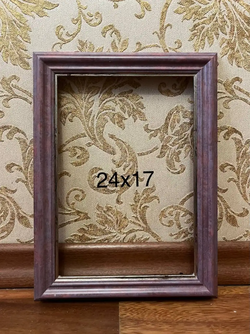 Разные товары: электроточилка, рамы, сумка, вольер, штаны - Барахолка в Красногорск