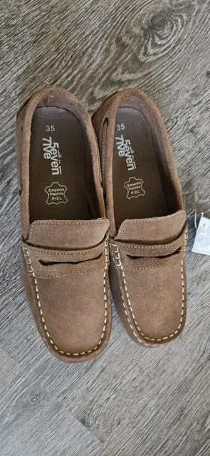 Продам новые мокасины на мальчика из Испании - Пиджаки в Красногорск