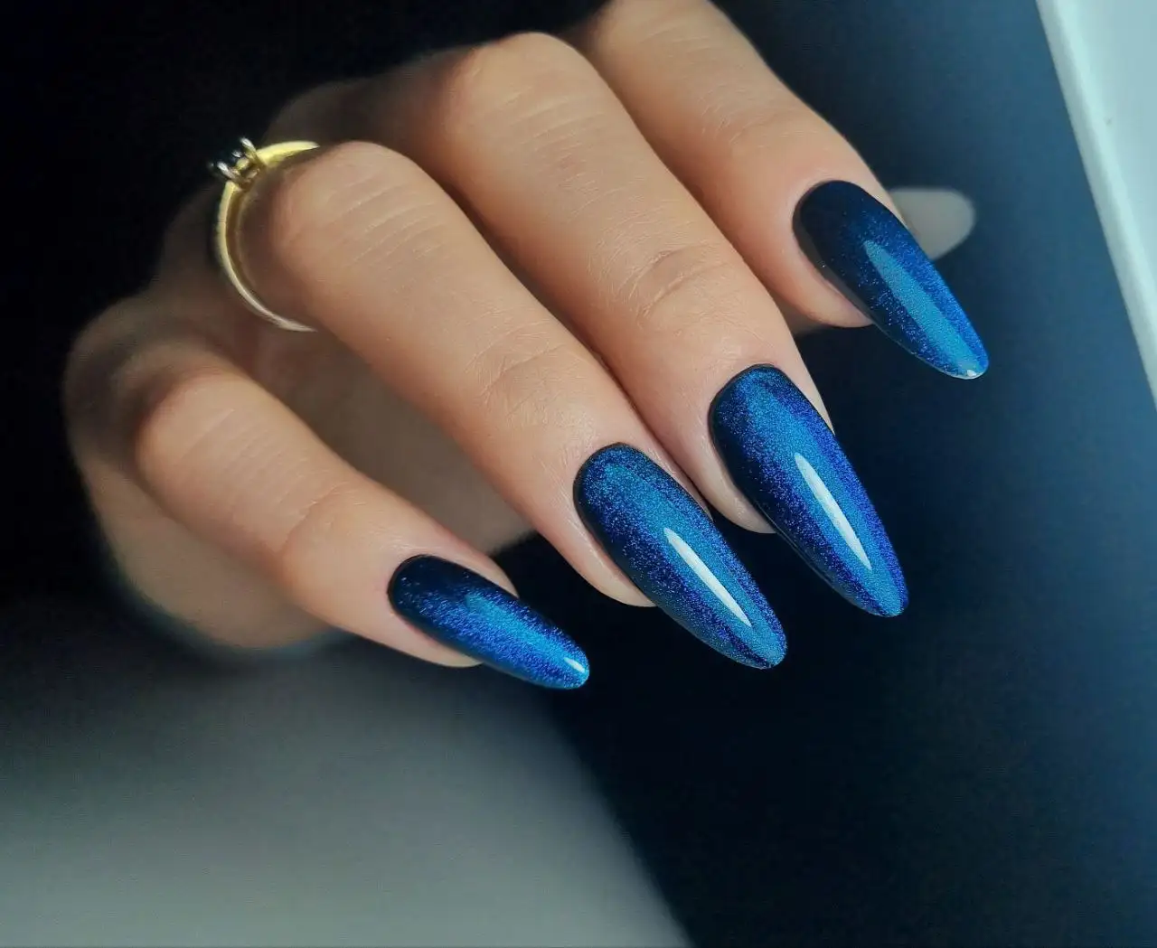 Мастер по маникюру, педикюру и перманентному макияжу - Услуги в Красногорск