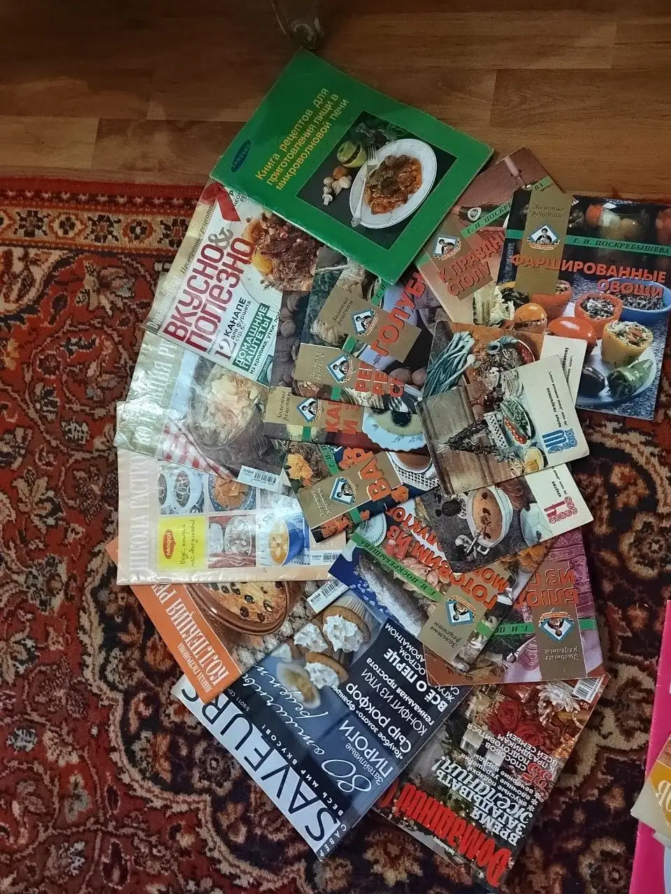 Отдам за 200 рублей - Барахолка в Красногорск