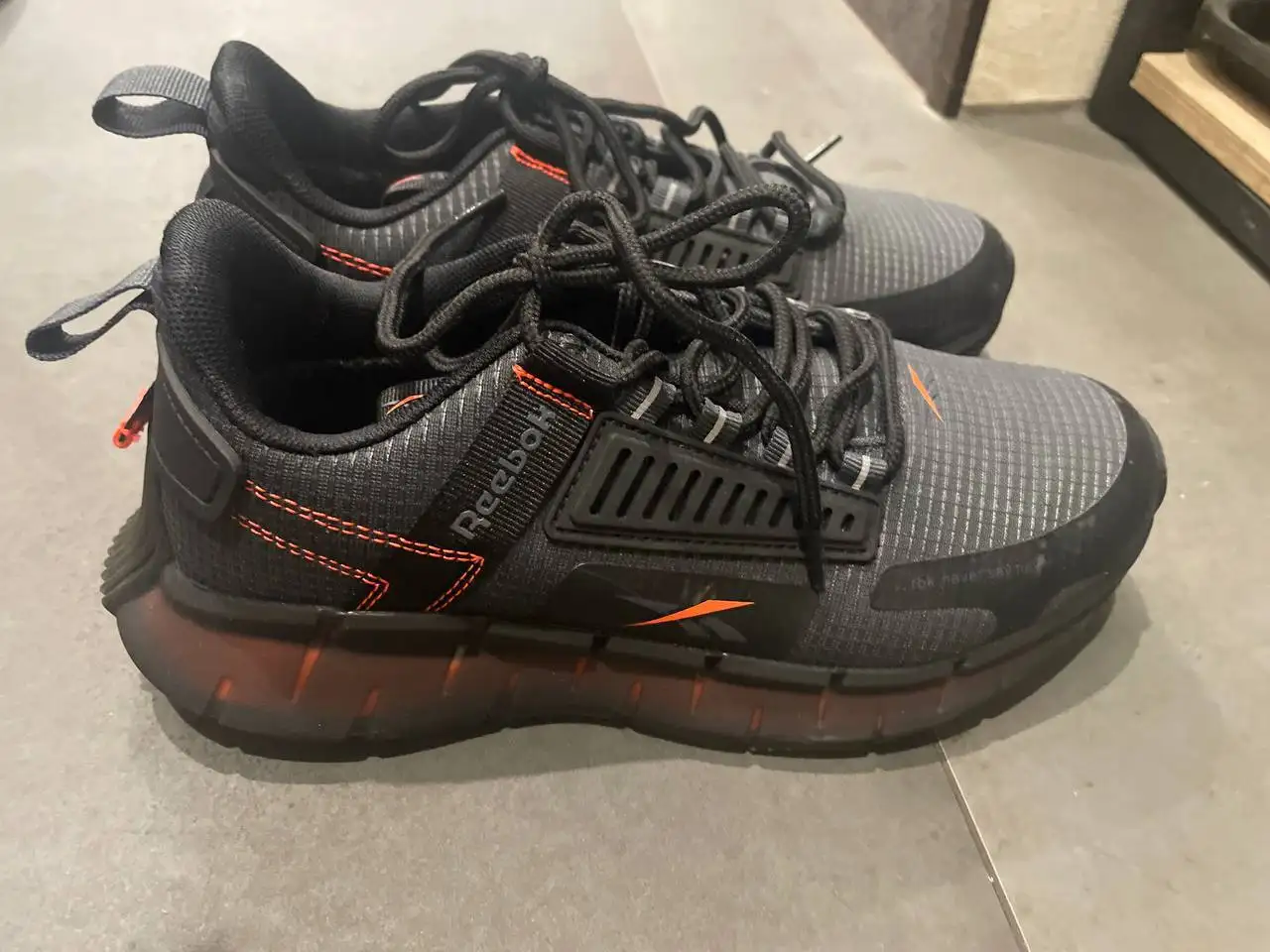 Новые женские кроссовки 38 размера - Обувь (Одежда) в Красногорск