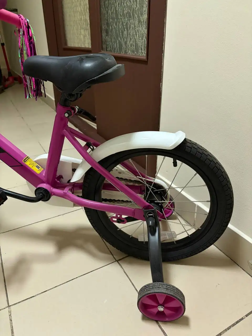 Продам детский велосипед для девочки 4-6 лет - Велосипеды (Товары для детей) в Красногорск