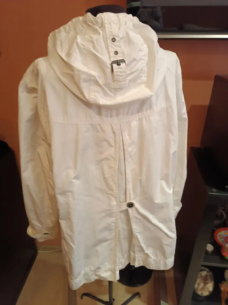 Оригинальный непродуваемый плащ Betty Barclay - Плащи (Одежда) в Красногорск