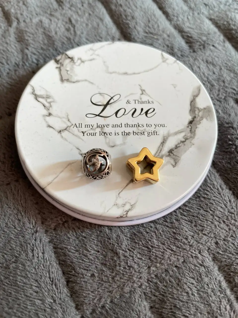 Костюм Tezenis и шармы Pandora - Одежда в Красногорск