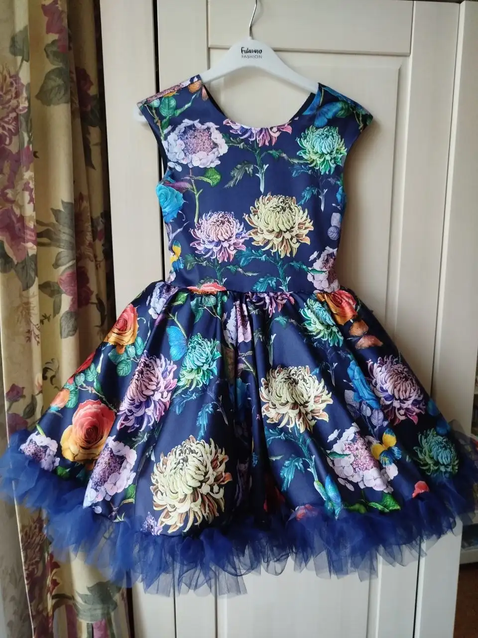 Пышные нарядные платья для девочки 122-128 см - Детская одежда (Одежда) в Красногорск