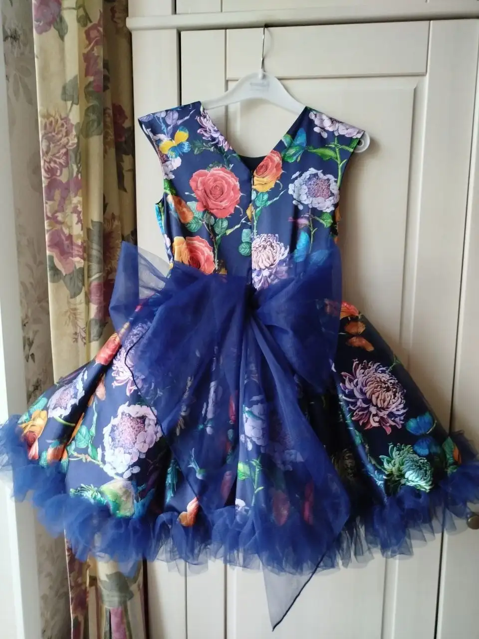 Пышные нарядные платья для девочки 122-128 см - Детская одежда (Одежда) в Красногорск