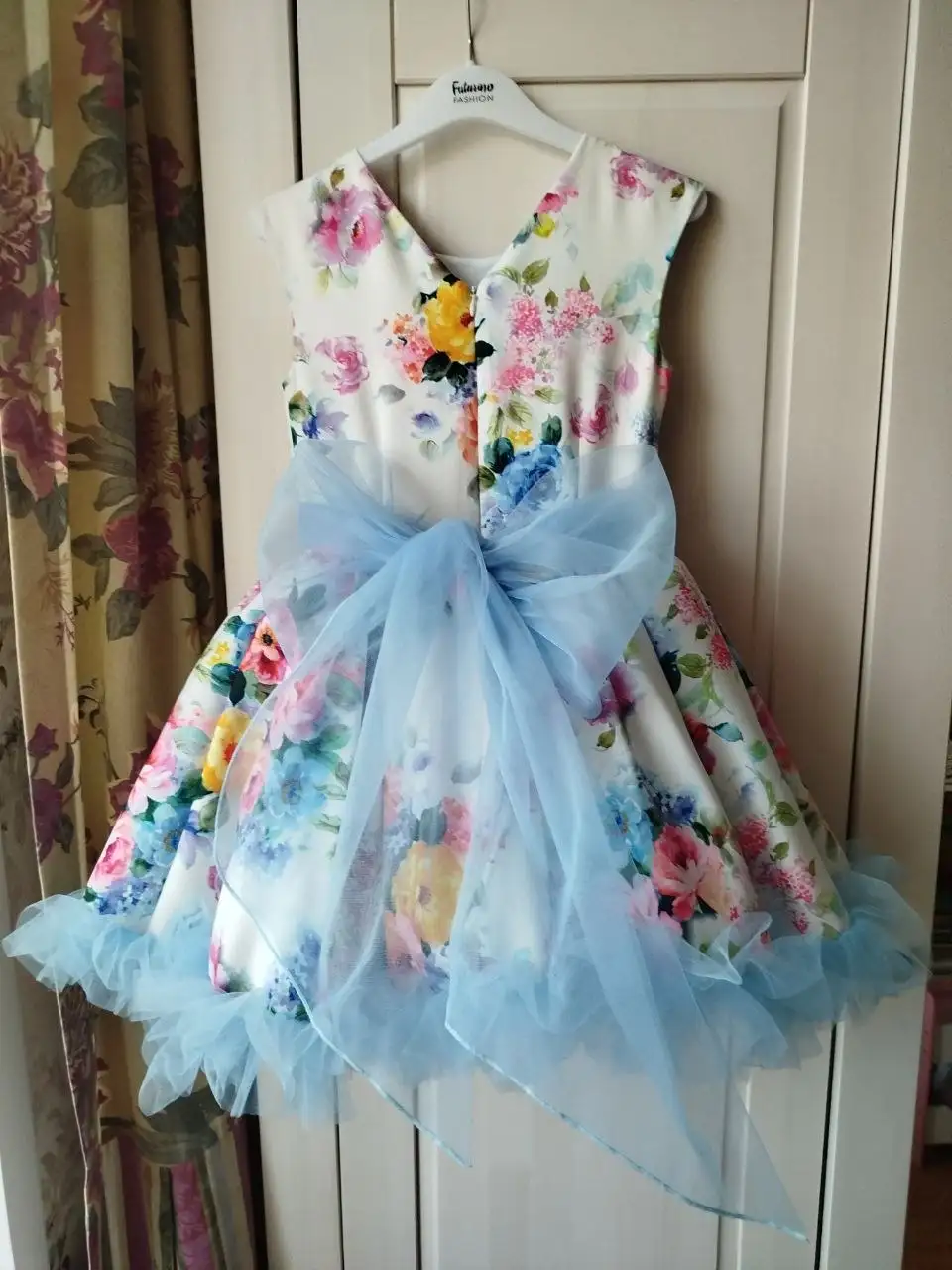 Пышные нарядные платья для девочки 122-128 см - Детская одежда (Одежда) в Красногорск