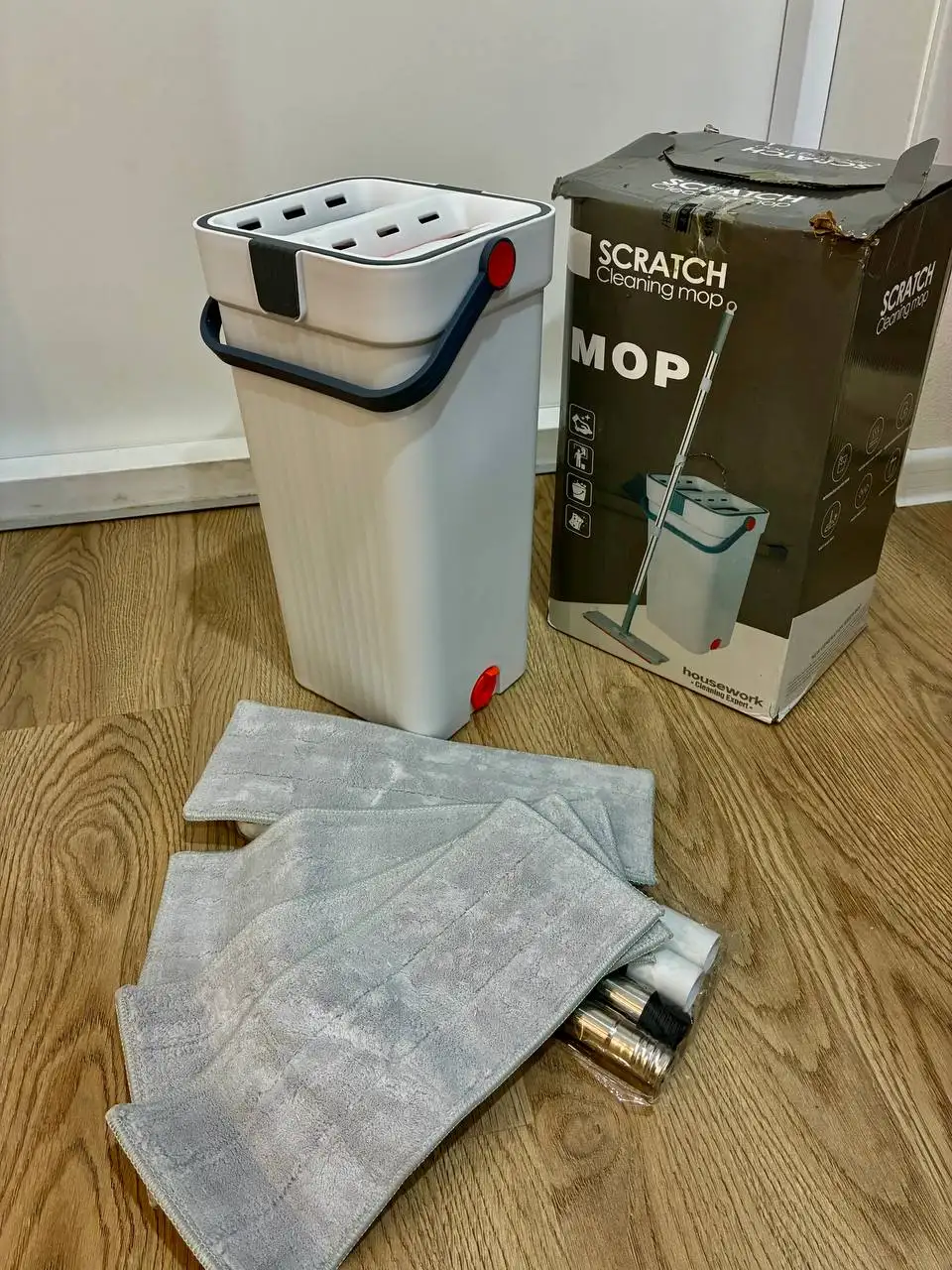 Умное ведро и швабра с запасными тряпками - Для дома и дачи в Красногорск