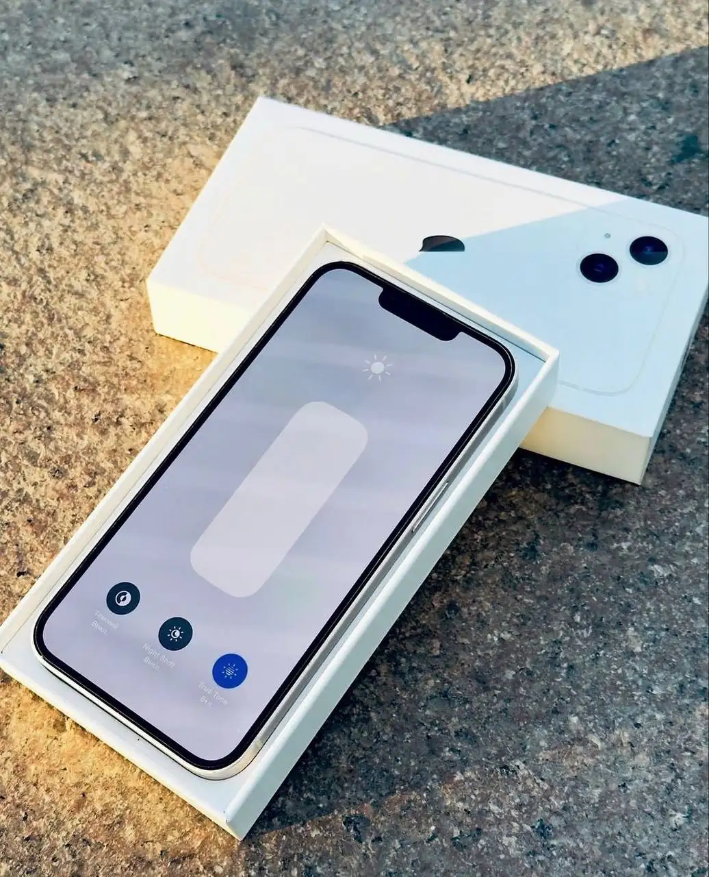 iPhone 13 128GB - Смартфоны и гаджеты (Электроника) в Красногорск