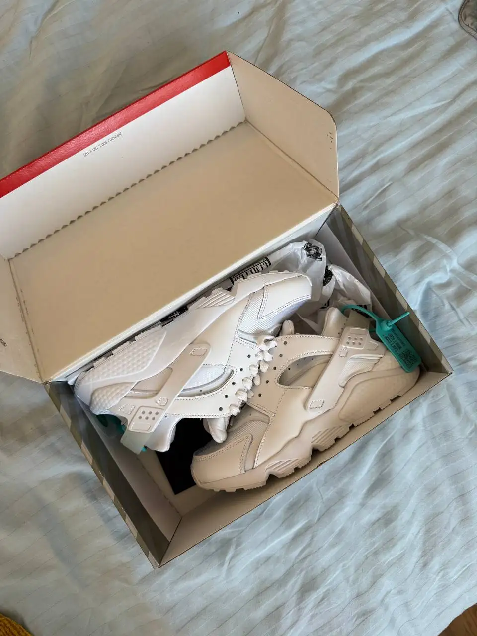 Nike Huarache 37 размер новые - Обувь (Одежда) в Красногорск