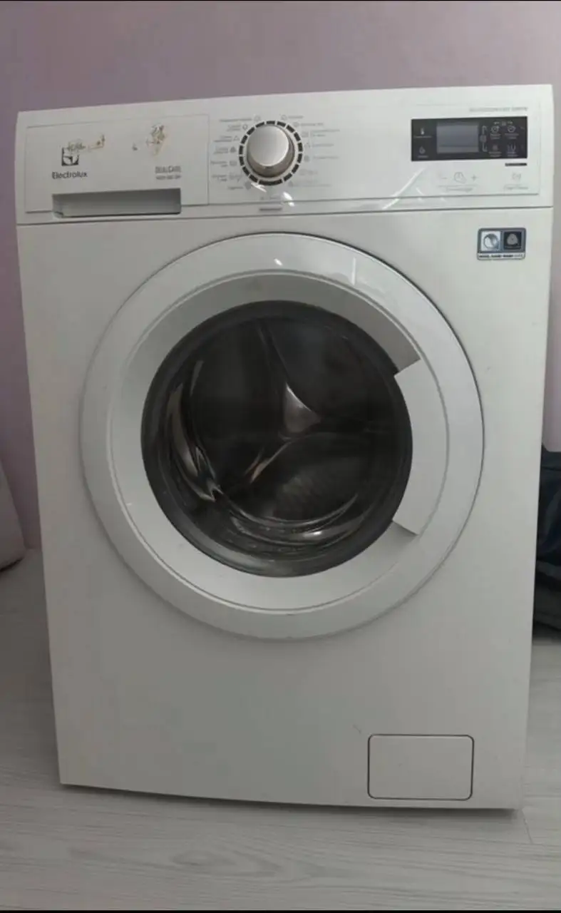 Стиральная машина Electrolux EWW51476 с сушкой, нужен ремонт - Электроника в Красногорск