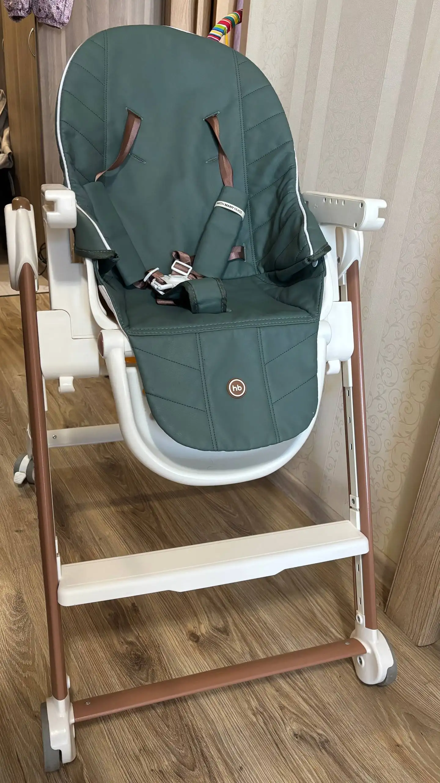 Детский стульчик для кормления Happy Baby Berny V2 - Стульчики для кормления (Товары для детей) в Красногорск