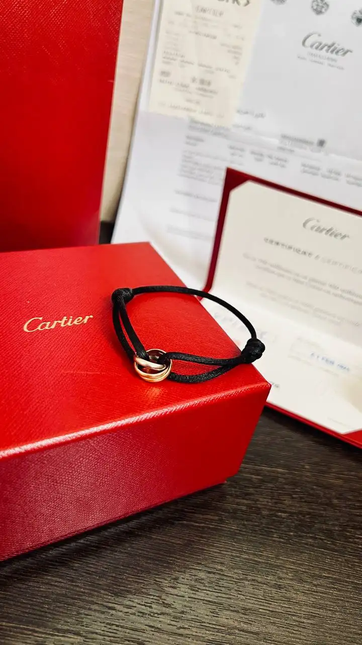 Cartier Trinity браслет оригинал - null (Электроника) в Москва