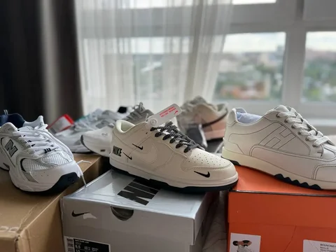 Продажа кроссовок New Balance, Nike, Hermes - частное объявление в Красногорск