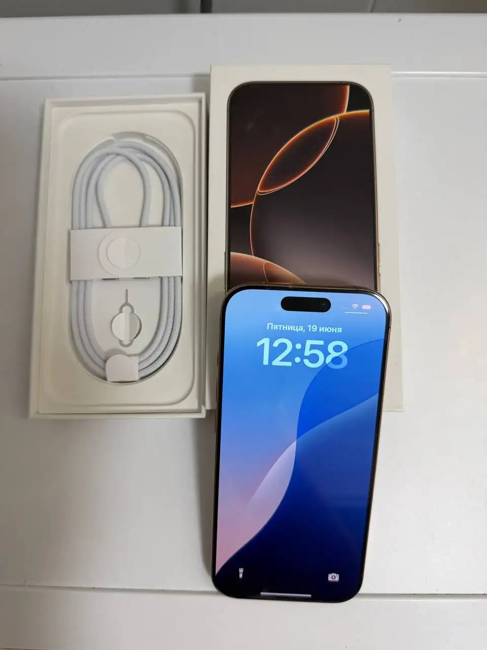 iPhone 16 Pro 1TB новый - Мобильные телефоны (Электроника) в Москва