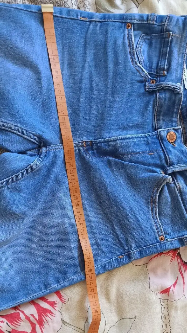 Джинсы skinny Bershka р. 38 - Джинсы (Одежда) в Красногорск