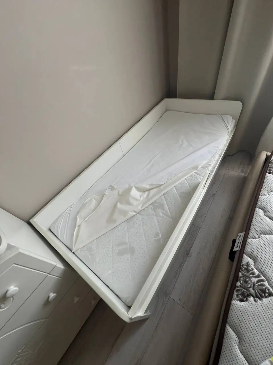 Кровать детская 160x70 с матрасом и комодом - Детская мебель (Товары для детей) в Красногорск