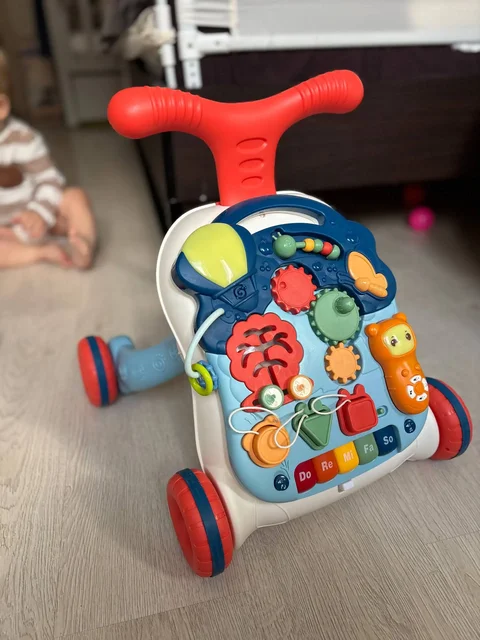 Ходунки толкатель и классические ходунки Happy Baby - частное объявление в Красногорск