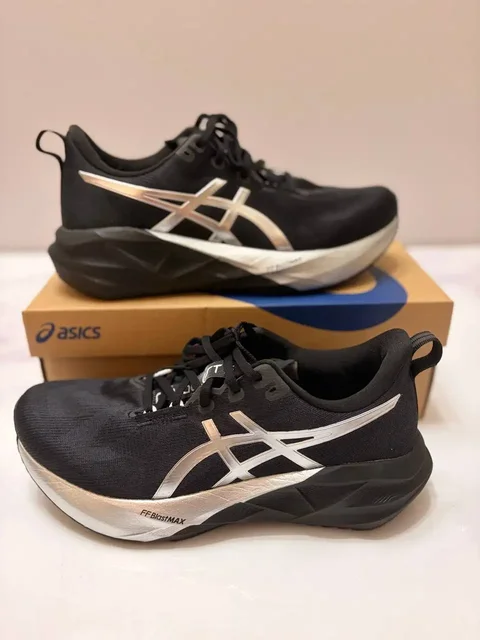 Asics Novablast 5 Platinum - Спортивный инвентарь в Красногорск