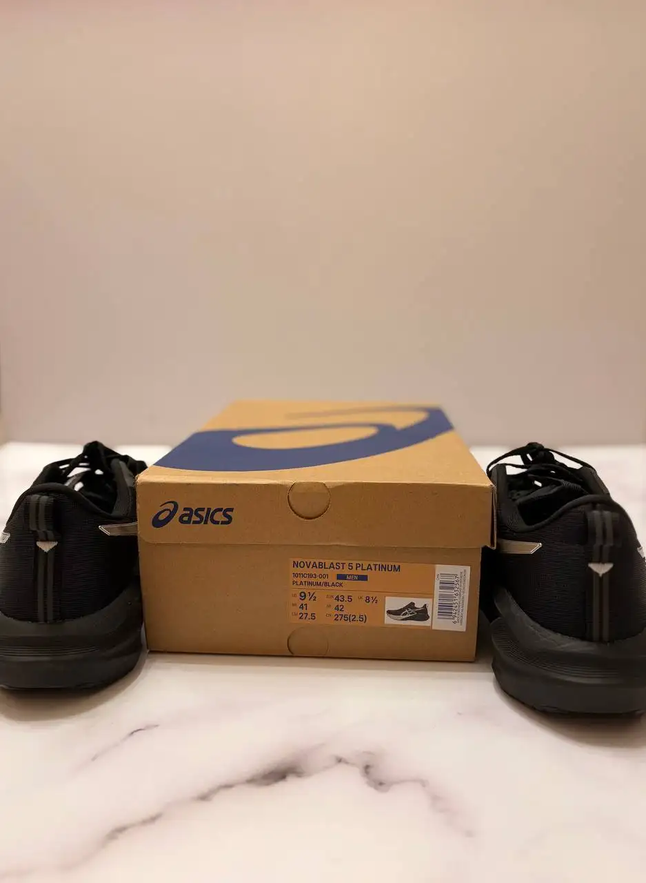 Asics Novablast 5 Platinum - Спорт и фитнес (Хобби и отдых) в Красногорск
