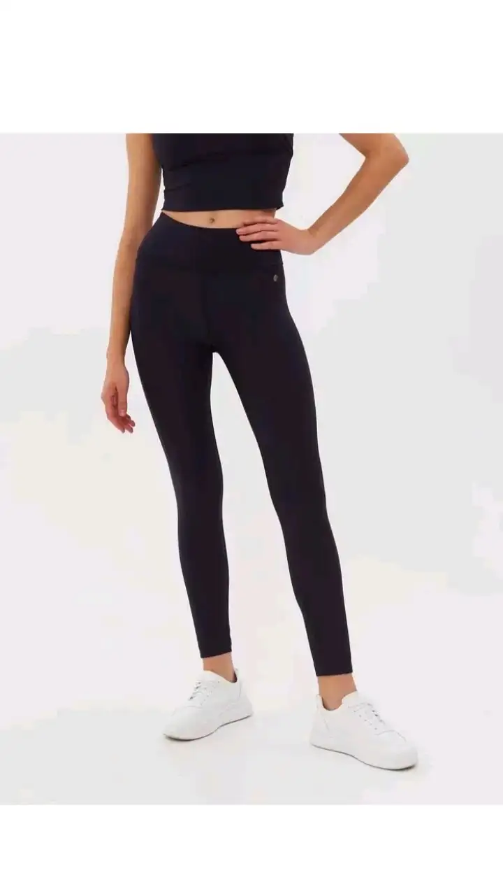 Женские джинсы Tommy jeans, Леггинсы Deha, Духи Besties - Женская одежда (Одежда) в Красногорск