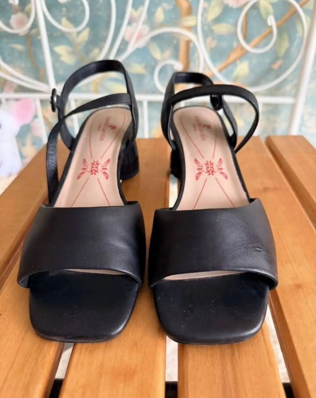 Босоножки Pierre Cardin 39 р - Обувь (Одежда) в Красногорск