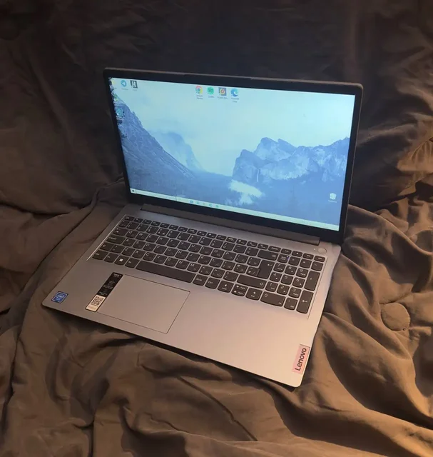 Ноутбук Lenovo Ideapad 1i в отличном состоянии - Ноутбуки в Красногорск