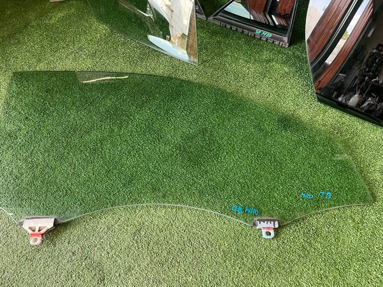 Стекла Марк 110 - Автостекла (Запчасти) в Иркутск