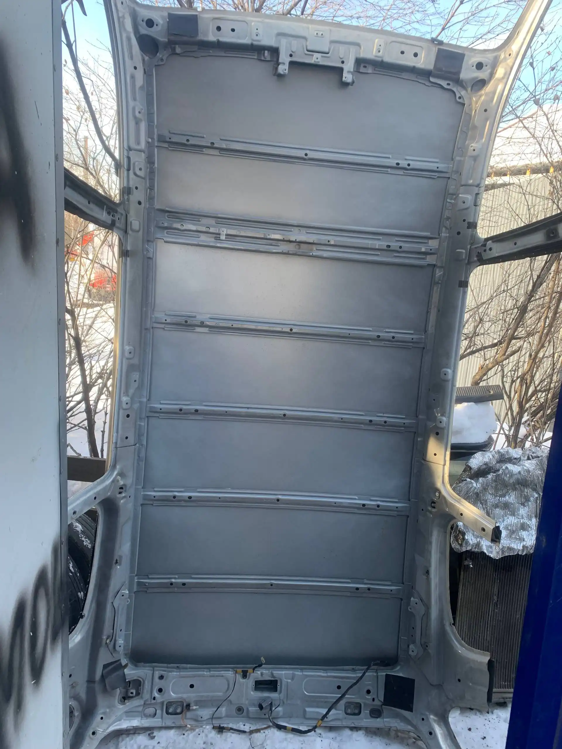 Крыша на ипсум с потолком - Запчасти в Иркутск