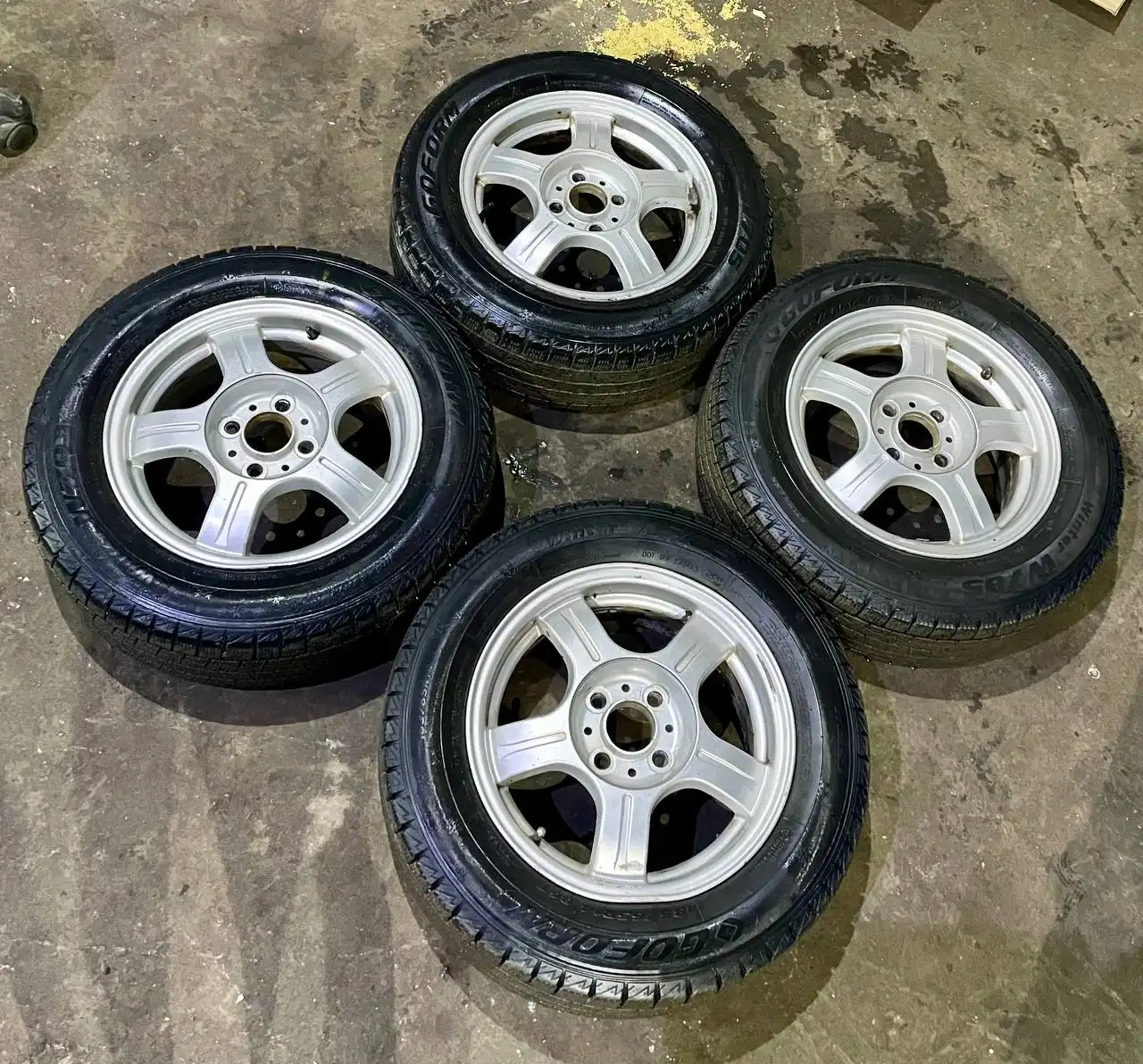 Комплект колес на зимней резине K&K Status R14 - Колеса и шины (Запчасти) в Иркутск